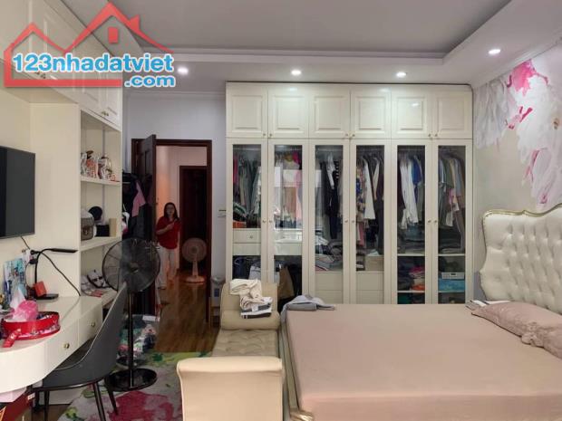 💥CC gửi bán Bồ Đề LB 60m2 x 5T ngõ nông, phố vip gần hồ, nhà siêu đẹp. Nhỉnh 9tỷ🌹 - 4