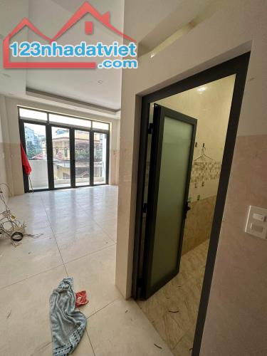 Mặt tiền phường 1 Quận 11, 75m2 ngang 4.2 nở hậu 5.2, 5 tầng như mới, giá nhỉnh 14 tỷ TL - 1