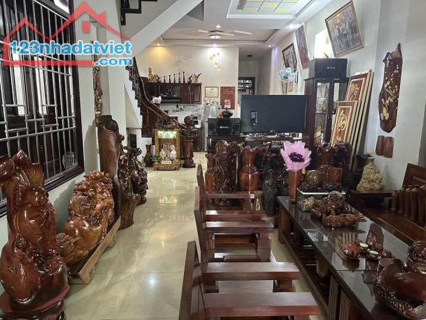 Nhà mặt tiền kinh doanh Tâm Huyết cần bán tại đường Trần Huy Liệu trung tâm BMT - 1