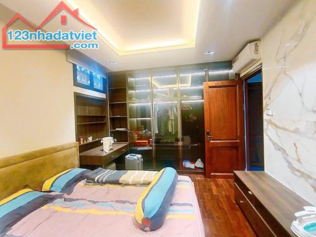 Gấp bán nhanh Biệt thự Quận 3, gần Nguyễn Thông, chỉ 55 tỷ, 5 tầng, dt 145m2. - 2