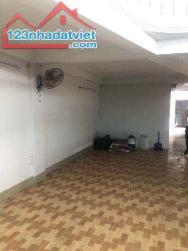Cho thuê nhà 3 lầu, 5 x 16m, góc 2MT đường Tạ Quang Bửu, P6 - 1