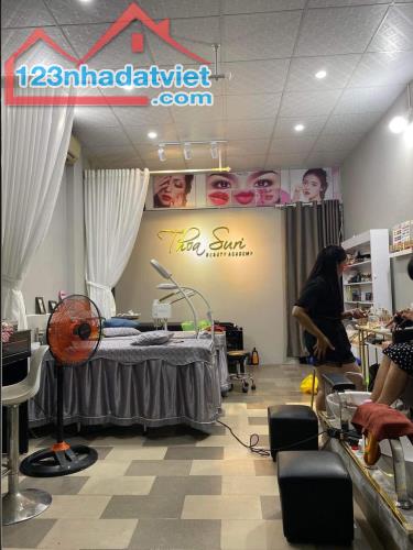 Cần sang tiệm hợp cho makeup, nails, nối mi, filer tại Biên Hòa - Đồng Nai - 1