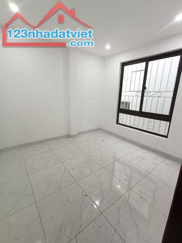 cần bán căn nhà tân triều thanh trì 23m gíá 2.85tỷ - 3