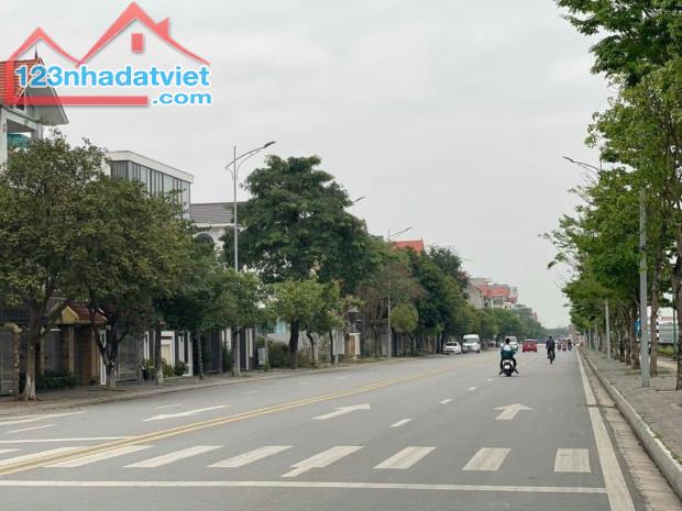 Cần bán nhanh 67,5m2 đất mặt phố Bùi Thị Xuân chỉ 4,86 tỷ - 2