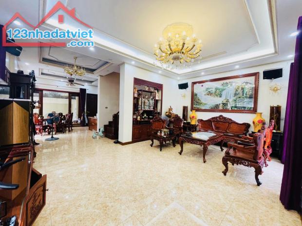 ⚜️ Biệt thự VIP BT7 KĐT Việt Hưng, Long Biên, 176m2 4T MT 10m, Chỉ 32.5 Tỷ ⚜️