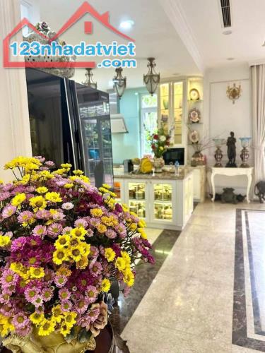 ⚜️ Biệt thự VIP C2 KĐT Ciputra, Phú Thượng, Tây Hồ, 640m2 4T MT 50m, Chỉ 205 Tỷ ⚜️ - 2