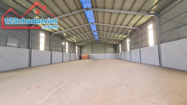 Cho thuê xưởng 10x50m (500m2) Đức Hòa, Long An giá 20tr/tháng có văn phòng