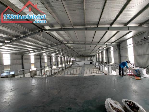 Cho thuê xưởng 2.300 m2 PCCC tự động Tân Uyên Gần Thuận An giấy tờ đầy đủ - 1