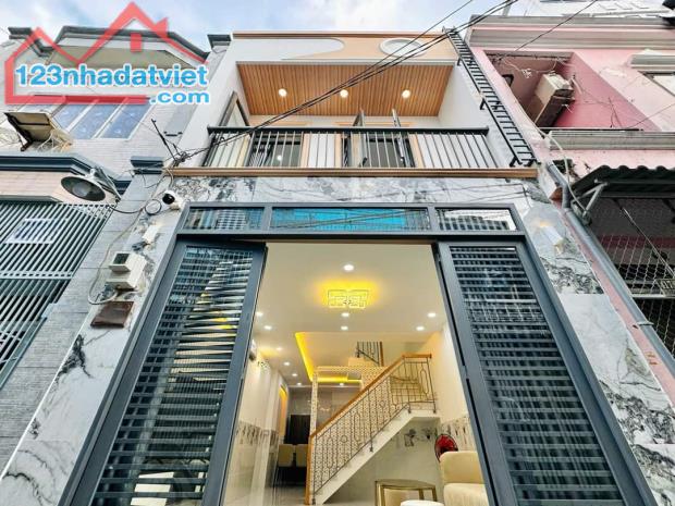 🔥 Cần tiền bán căn nhà Đường Nguyễn Trãi, P.8, Quận 5. Giá chỉ 2tỷ660 còn thương lượng