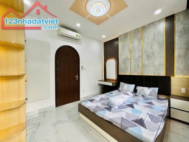 🔥 Cần tiền bán căn nhà Đường Nguyễn Trãi, P.8, Quận 5. Giá chỉ 2tỷ660 còn thương lượng - 3