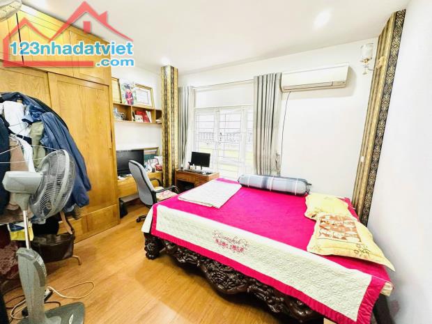Bán nhà Cầu Giấy, Lô Góc 2 Thoáng, Ngõ Rộng, Gần Phố,Tiện Ích,38m*5T*5P*chỉ 6,x tỷ - 4
