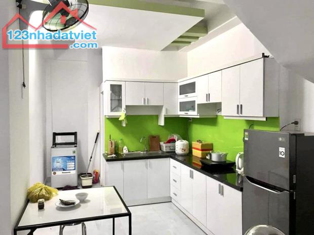 NHÀ SÁT MẶT TIỀN PHAN XÍCH LONG 48M2, 4 TẦNG, 6PN, THU NHẬP 30 TRIỆU/ THÁNG, NHỈNH 6 TỶ - 1