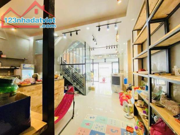 MTKD Phùng Tá Chu Bình Tân 80m2 ngang 6m gần Tên Lửa đang kinh doanh, chỉ nhỉnh 9 tỷ TL - 3