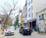 Bán tòa Apartment 9 tầng đẹp nhất ngõ 45A Võng Thị, Tây Hồ, doanh thu 250tr/tháng