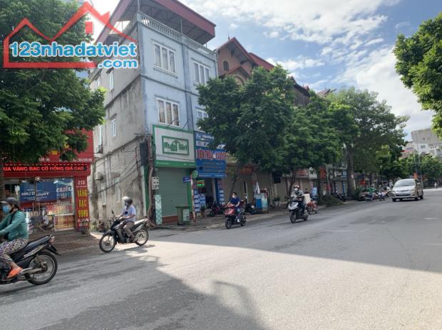 Bán nhà mới mặt phố Ngô Xuân Quảng, Trâu Quỳ, Gia Lâm, 4 tầng 1 tum đang cho thuê ổn định - 1
