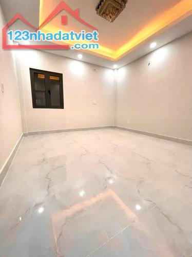 Mặt tiền P10 Quận 6, 78m2 4x19.5 5 tầng BTCT mới đẹp gần trường chợ, giá nhỉnh 10 tỷ TL - 2