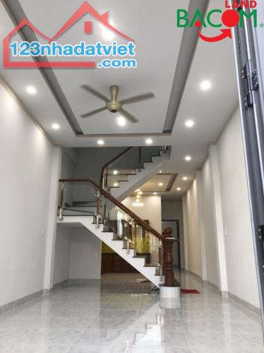 Bán nhà 1T1L 104m2, SHR thổ cư, hẻm ô tô 7 chỗ vào tận nhà, gần cây xăng 26 ( P. Tân Phong - 1