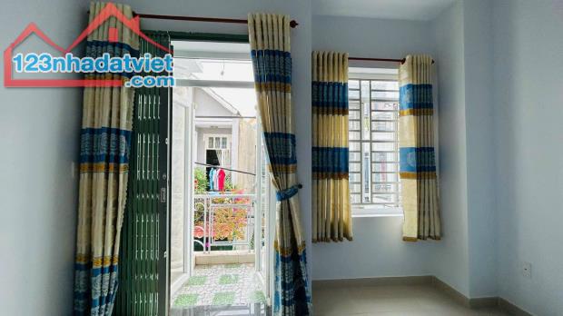 .Bán nhà đường Nguyễn Oanh nối dài. 50m2. Giá hơn 3 tỷ - 2