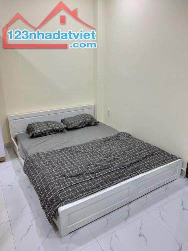 Gấp bán nhà Tân Bình, ngang 9m, dt 500m2, chỉ 35 tỷ, ô tô thông Bàu Cát.