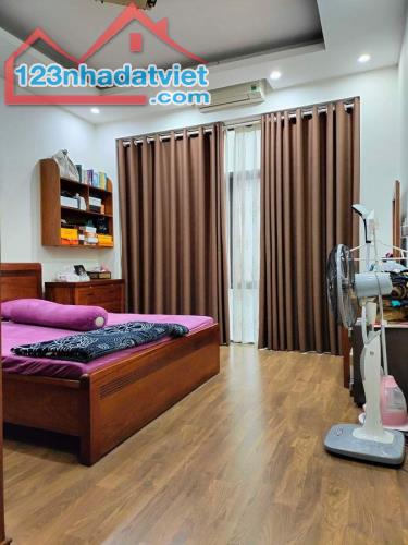 cần tiền bán căn nhà khương đình thanh xuân 45m gíá 5.2 tỷ - 3