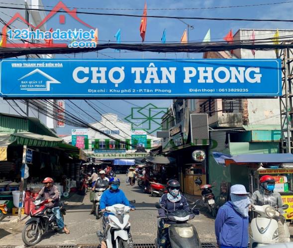 BÁN RẺ NHÀ ĐẤT TÂN PHONG SỔ HỒNG RIÊNG THỔ CƯ ĐƯỜNG THOÁNG, RỘNG SÂN ĐẬU 2 OTO - 8