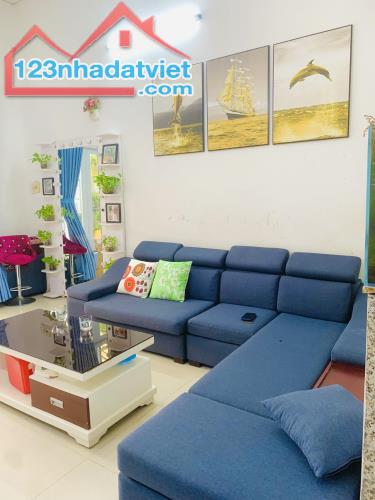 BÁN NHÀ Dương Thị Mười Quận 12, 66m2(4*17) Hẻm Nhựa 6m, CHỈ 4 tỷ 200 TL - 3