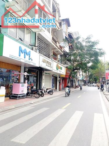 ⚜️ NHÀ MẶT PHỐ NGUYỄN CÔNG HOAN, NGỌC KHÁNH, BA ĐÌNH 60M2 5T MT 4M, CHỈ 24.5 TỶ ⚜️