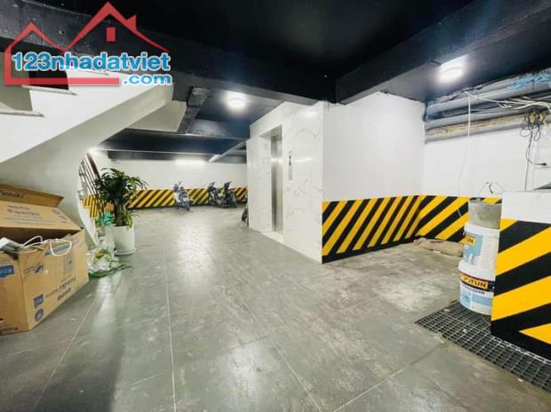 Bán toà CCMN Phú Đô. Nam Từ Liêm DT95m x 9T. MT6m. Giá  27.8 tỷ - 3