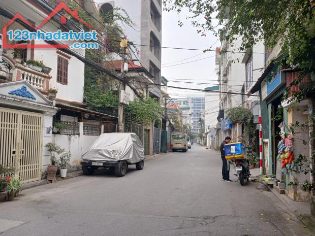 Bán nhà mặt phố Tân Thụy, quận Long Biên. Vị trí kinh doanh tốt, 120m2 giá 20,4 tỷ - 1