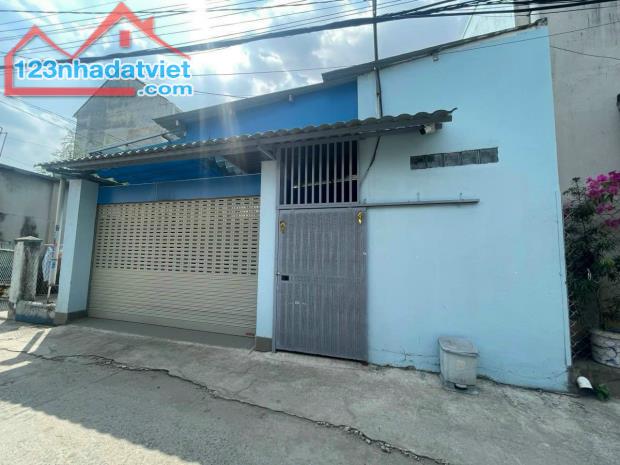Bán Gấp Nhà Gác Lửng P. Tân Phong gần Bệnh Viện Tâm Thần cách đường Nguyễn Ái Quốc 3 phút - 1