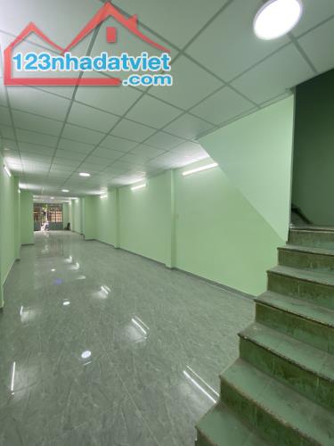 Bán nhà đường Tỉnh Lộ 10 - MTKD - 160m2( 4 x 40 ) Trệt Lầu BTCT kế Tên Lửa - 1