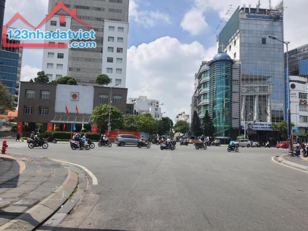 BÁN TOÀ NHÀ 7 TẦNG TRUNG TÂM QUẬN PHÚ NHUẬN ĐƯỜNG NGUYỄN ĐÌNH CHÍNH P11