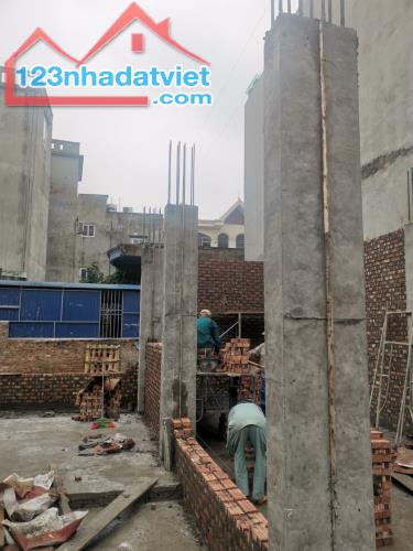 Nhà xây mới 4 tầng ngay ngã 6 Quán Trữ, Kiến An, Hải Phòng - Ngõ trước mặt 3,5m.