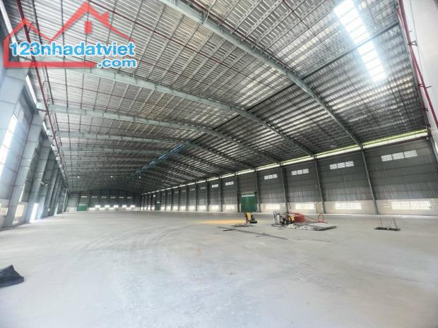 bán kho xưởng mới xây 22.000m2 thuộc Đức Hòa, Long An giá 240 tỷ Lh: 0949 861 287