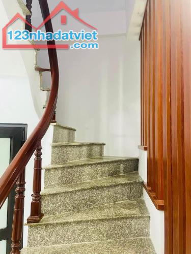 ĐỊNH CÔNG THƯỢNG 30M, 4 TẦNG, MT3,5M, GẦN Ô TÔ, CHÀO 3,75 TỶ. - 3