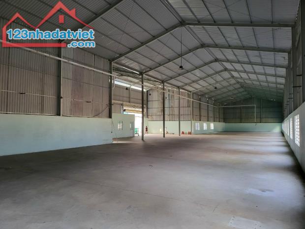 Cho thuê 1.300m2 KHO XƯỞNG mới Thuận An Gía : 50 triệu