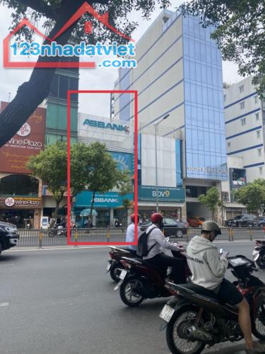 Rẻ nhất MT đường Nguyễn Văn Trỗi P17 Quận Phú Nhuận - DT 7.5 X 12.5M CN:92.4m2 - HĐT 120tr