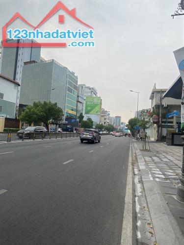 Rẻ nhất MT đường Nguyễn Văn Trỗi P17 Quận Phú Nhuận - DT 7.5 X 12.5M CN:92.4m2 - HĐT 120tr - 1