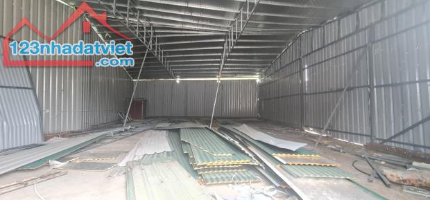 Cho thuê kho xưởng tại Yên Xá, Tân Triều, Hà Nội. 300m giá 80k container đỗ cách kho 10m