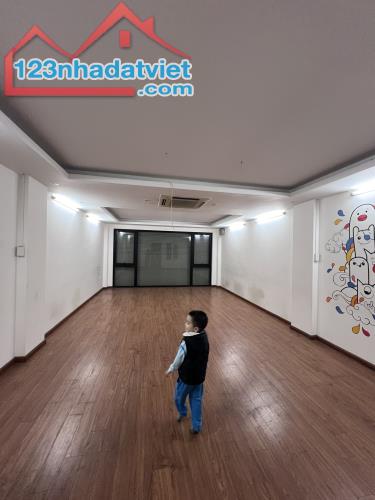 Bán gấp nhà mặt phố Trần Quang Diệu 8 tầng 60m2 MT 5m thông sàn, thang máy cho thuê, KD - 2