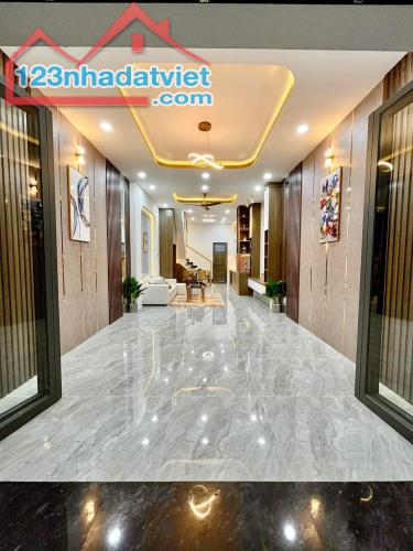 Chính chủ gửi bán nhà đường Cao Đức Lân, Quận 2. Giá 2tỷ440. hẻm xe hơi - 2