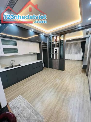 ⚜️ CHỈ 12.8 TỶ, HOÀNG VĂN THÁI, 3 Ô TÔ TRÁNH, 43M2 5T MT 4M ĐẸP LONG LANH ⚜️ - 4