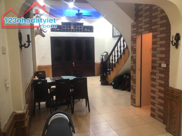 bán nhà cù chính lan  thanh xuân 51m gíá 6.95 tỷ