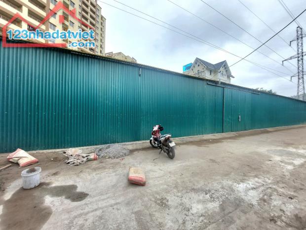 Cho thuê kho xưởng Tam Trinh, Tân Mai, 500m, điện 3 pha, container ra vào, 100k/m