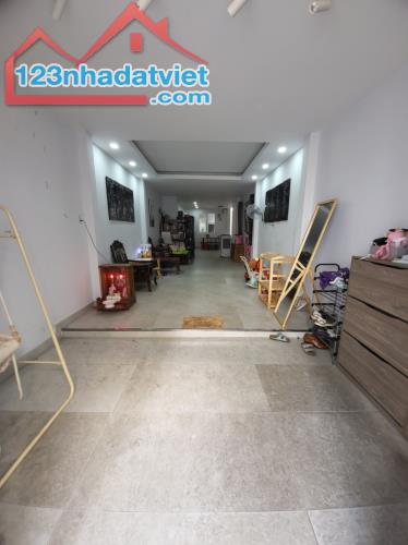 SÁT QUẬN 1 - NHÀ 97M2 - DÒNG TIỀN 40TR/THÁNG - BAO ĐẦU TƯ - CHỈ 7 T.Ỷ HƠN. - 2