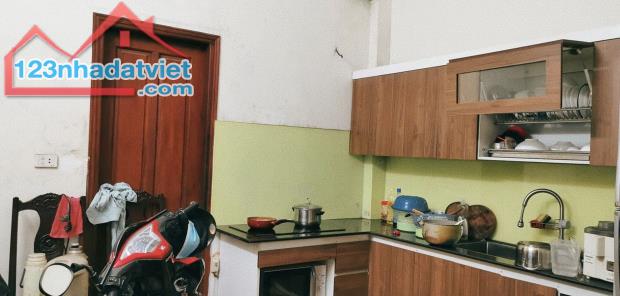cần bán căn nhà hoàng ngân thanh xuân 68m gíá 6.7 tỷ