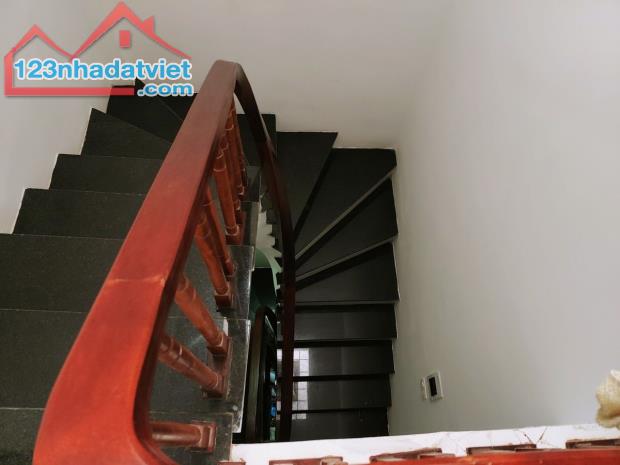 cần bán căn nhà hoàng ngân thanh xuân 68m gíá 6.7 tỷ - 2
