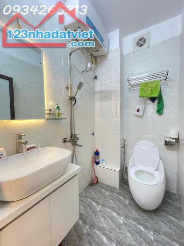 Bán căn hộ chung cư cao cấp 55m2 mặt tiền 4m 2.75tỷ Khu Đô Thị Thành phố Giao Lưu Phạm - 2