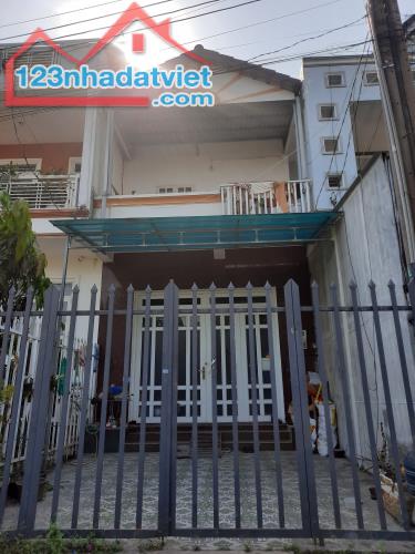 Cho thuê nhà 1 Trệt 1 Lầu 95m2 Bửu Hòa, gần cty Pouchen,đường trước nhà rộng 8m - 2
