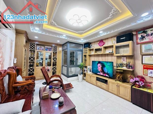 Nhà phố 5 tầng đẹp hẻm 331 Phan Huy Ích 68m2 gần Emart tặng nội thất ở ngay nhỉnh 7 tỷ. - 1